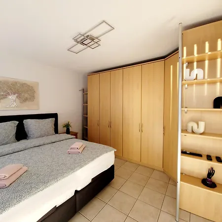 2 Fuer 3-4 Person , Klima, Parkplatz Διαμέρισμα *